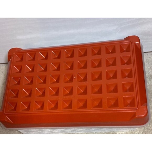 Vintage Tupperware 1292-3 Hot Dog Bacon Deli Meat Keeper w/ Lid Paprika Red - Picture 7 of 11